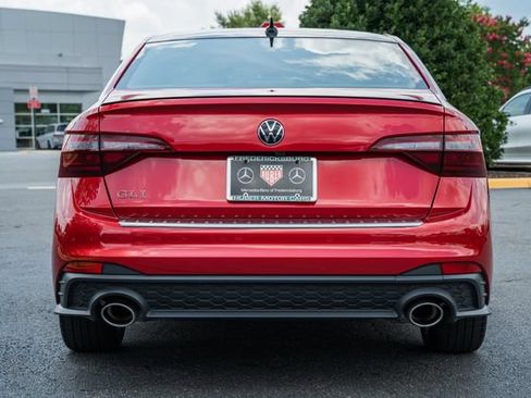 Used 2023 Volkswagen Jetta GLI Autobahn FWD image 6