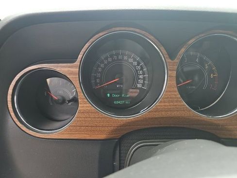 Used 2010 Dodge Challenger R/T RWD image 10