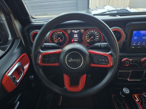 Used 2020 Jeep Wrangler Unlimited Sport image 16