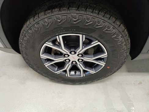 New 2026 GMC Acadia AT4 w/ LPO, Floor Liner Package image 20