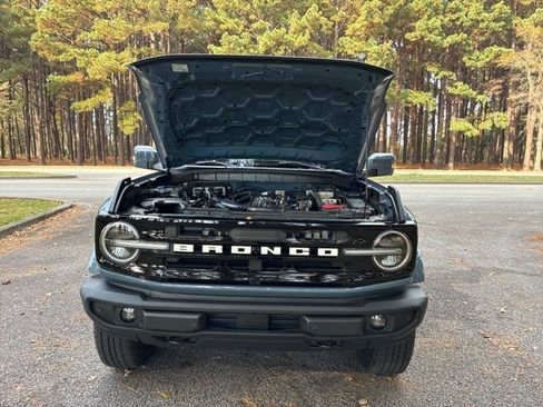 Used 2025 Ford Bronco Outer Banks image 21
