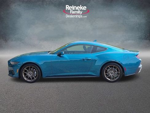 Used 2026 Ford Mustang Coupe RWD image 9