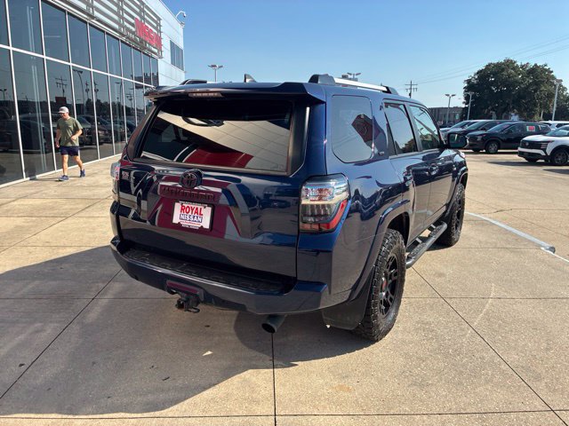 Used 2021 Toyota 4Runner SR5 Premium w/ Moonroof Package RWD image 7
