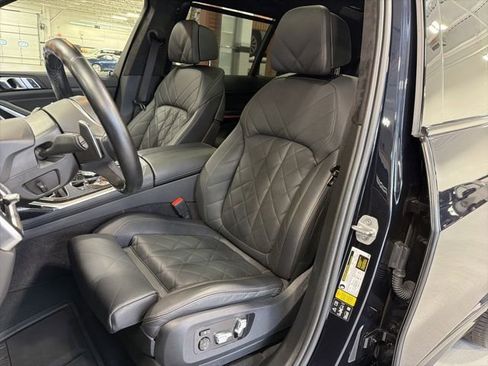 Used 2024 BMW X7 xDrive40i w/ Executive Package AWD/4WD image 17