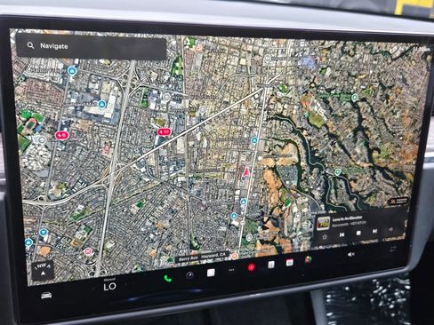 Used 2021 Tesla Model S Long Range image 19