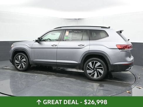 Used 2024 Volkswagen Atlas SE AWD/4WD image 9