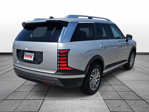 Used 2026 Hyundai Palisade SEL FWD image 5