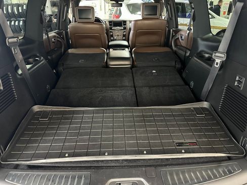 Used 2020 Nissan Armada Platinum image 39