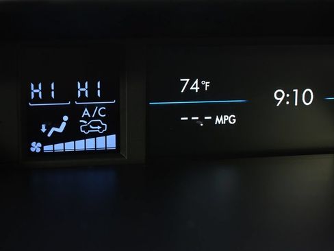 Used 2014 Subaru Forester 2.5i Touring w/ Popular Package #2 AWD/4WD image 25