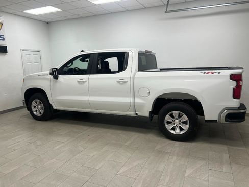 Used 2026 Chevrolet Silverado 1500 LT AWD/4WD image 14
