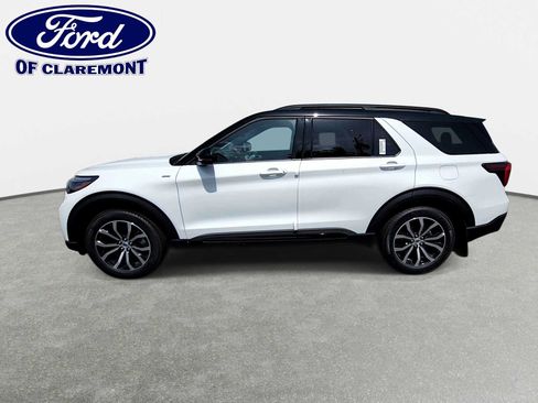 New 2026 Ford Explorer ST-Line AWD/4WD image 5