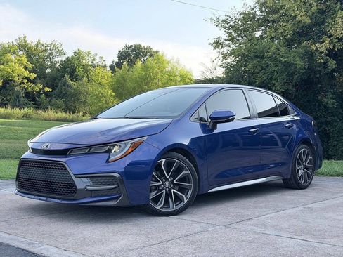 Used 2021 Toyota Corolla SE w/ SE Premium Package FWD image 1