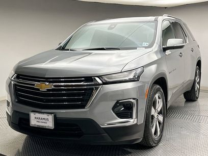 Used 2023 Chevrolet Traverse LT w/ LT Premium Package