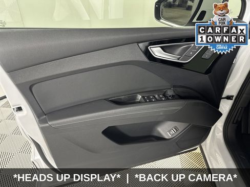 Used 2024 Audi Q4 e-tron Premium Plus w/ Premium Plus image 13