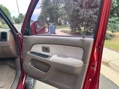 Used 1997 Toyota 4Runner SR5 AWD/4WD image 23