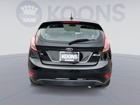 Used 2018 Ford Fiesta SE image 5