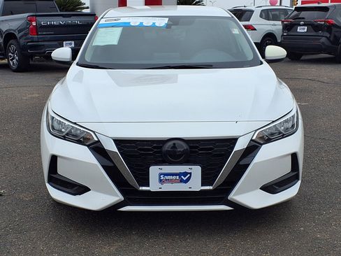 Used 2022 Nissan Sentra SV w/ Lighting Package image 2