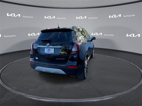 Used 2021 Buick Encore Preferred image 19