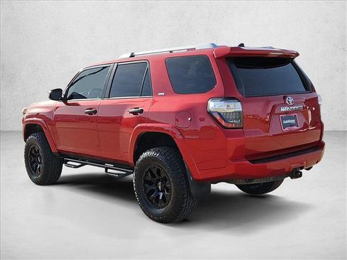 Used 2016 Toyota 4Runner SR5 image 8