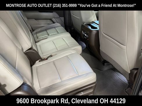 Used 2022 Chevrolet Tahoe Z71 w/ Z71 Off-Road Package AWD/4WD image 40