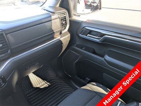 Used 2024 Chevrolet Silverado 1500 RST image 17