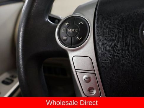 Used 2014 Toyota Prius V Two image 16