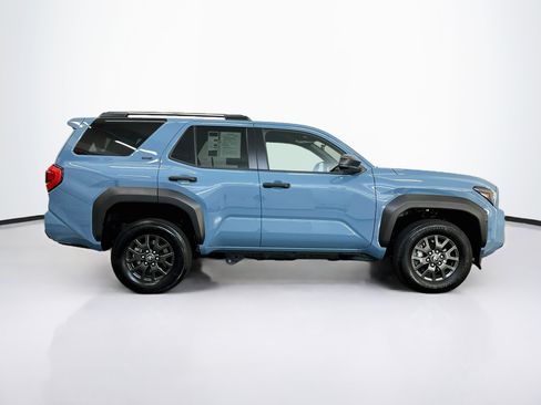 Used 2026 Toyota 4Runner SR5 AWD/4WD image 10