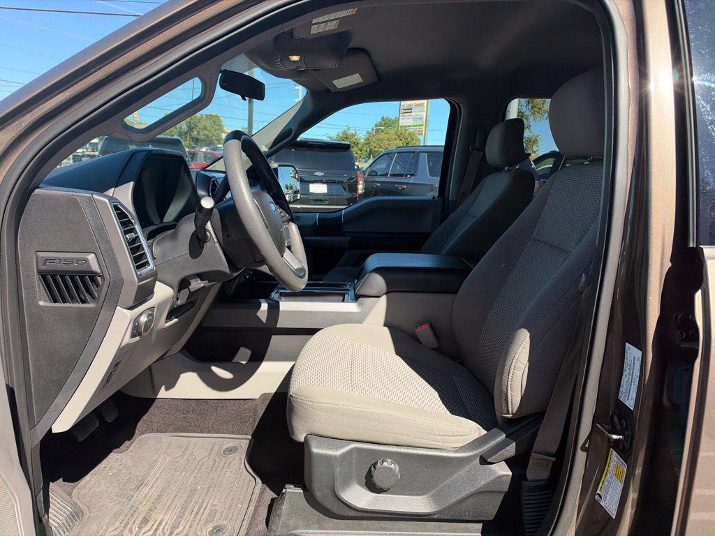Used 2016 Ford F150 XLT w/ Trailer Tow Package AWD/4WD image 7