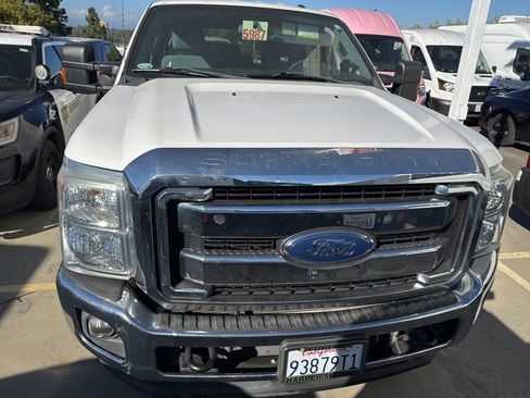 Used 2015 Ford F250 XLT w/ XLT Value Package AWD/4WD image 13
