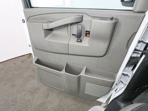Used 2024 Chevrolet Express 2500 w/ Driver Convenience Package RWD image 28