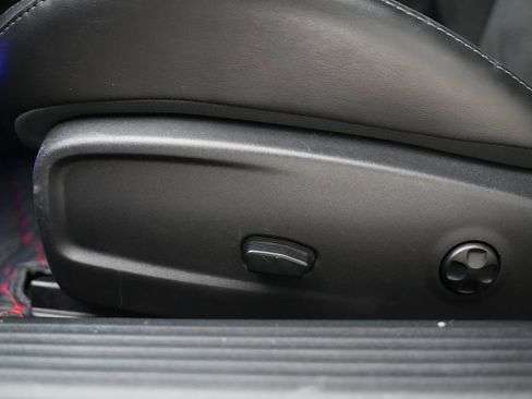 Used 2019 Dodge Challenger R/T Scat Pack w/ Shaker Package image 42