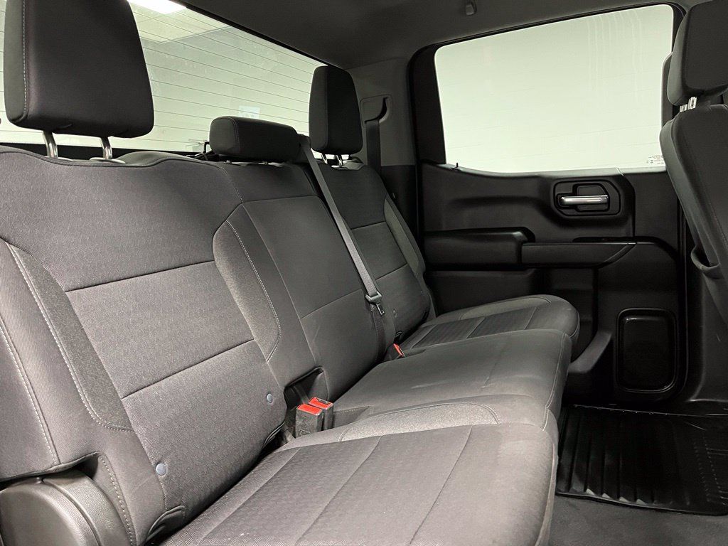 Used 2024 Chevrolet Silverado 1500 Custom w/ Dark Appearance Package AWD/4WD image 53