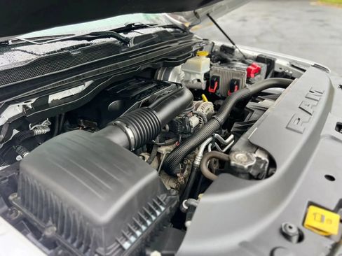 Used 2019 RAM 1500 Big Horn AWD/4WD image 37