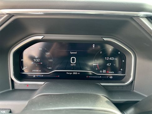 Used 2024 GMC Sierra 3500 Denali Ultimate image 19