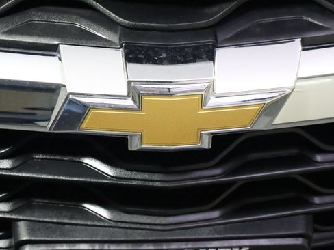 Used 2026 Chevrolet Blazer LT FWD image 18