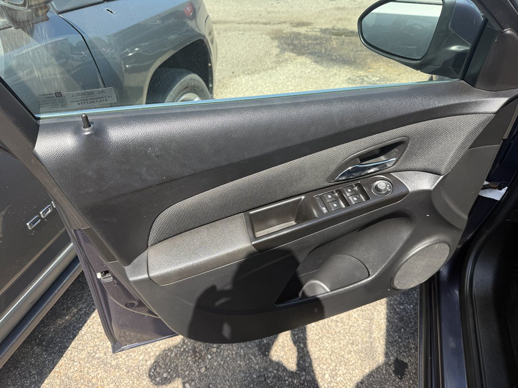 Used 2014 Chevrolet Cruze LT FWD image 5