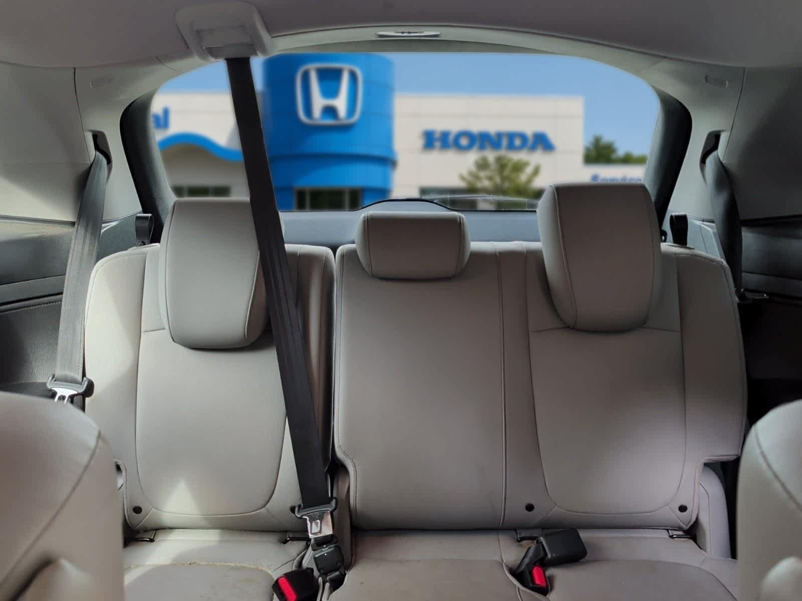 Used 2024 Honda Odyssey EX-L image 31