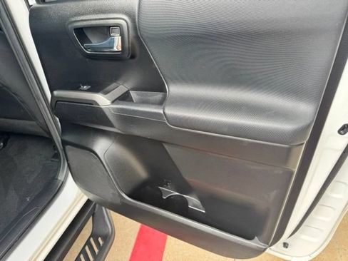 Used 2023 Toyota Tacoma TRD Off-Road RWD image 34