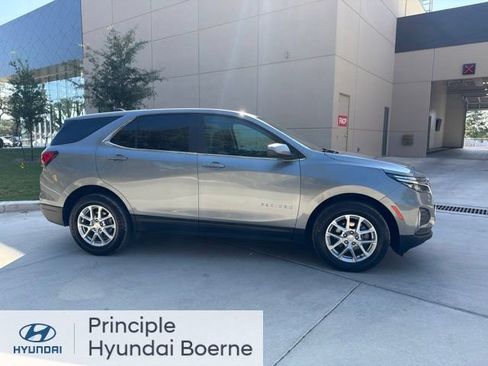 Used 2023 Chevrolet Equinox LT w/ Driver Convenience Package AWD/4WD image 5