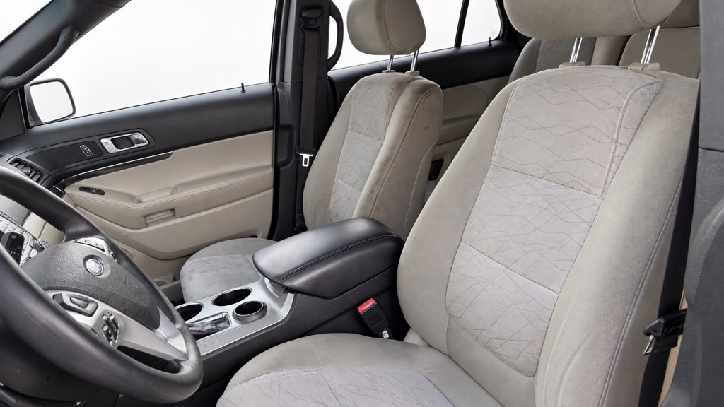 Used 2013 Ford Explorer FWD image 12