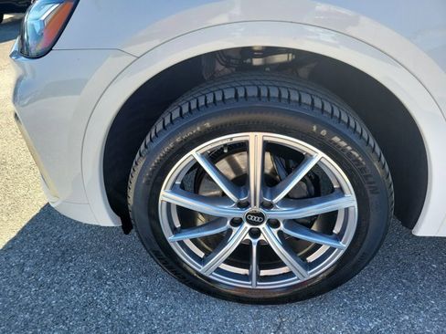 Used 2022 Audi SQ5 Premium Plus w/ Premium Plus Package image 8
