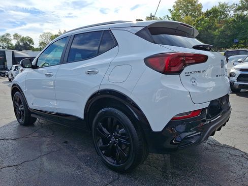 Used 2025 Buick Encore GX Sport Touring w/ Advanced Technology Package AWD/4WD image 4
