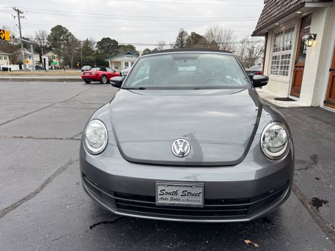 Used 2013 Volkswagen Beetle 2.5 FWD image 30