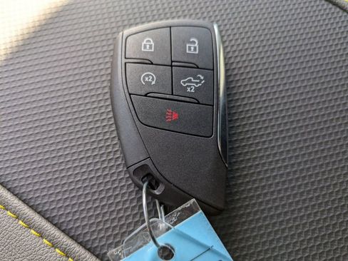 New 2025 Chevrolet Silverado 1500 ZR2 w/ Technology Package image 31