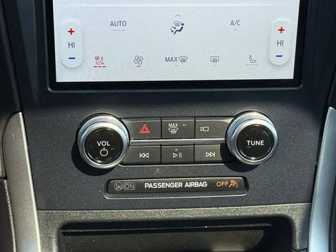 Certified 2023 Ford Edge SEL w/ Convenience Package image 12