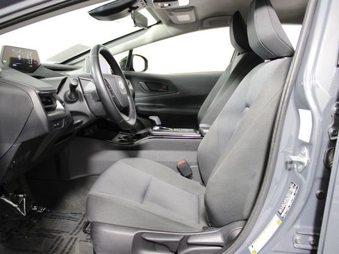 Used 2024 Toyota Prius LE image 8
