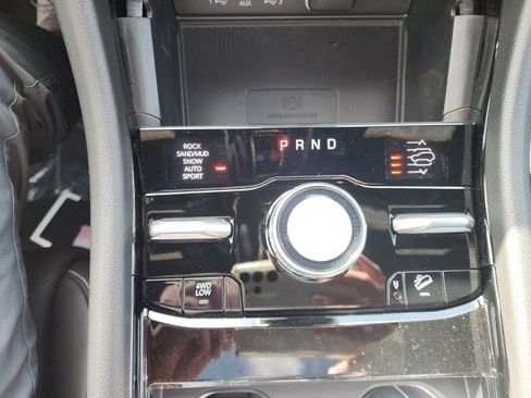 New 2025 Jeep Grand Cherokee L Overland w/ Luxury Tech Group IV image 15