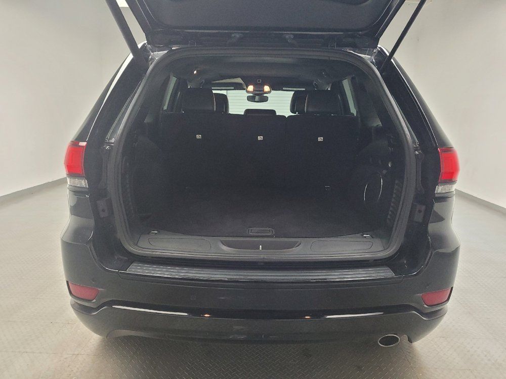 Used 2018 Jeep Grand Cherokee Altitude AWD/4WD image 29