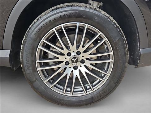 Certified 2024 Mercedes-Benz GLC 300 4MATIC image 23