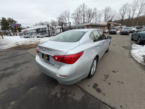 Used 2015 INFINITI Q50 2.0t w/ Moonroof Package image 5